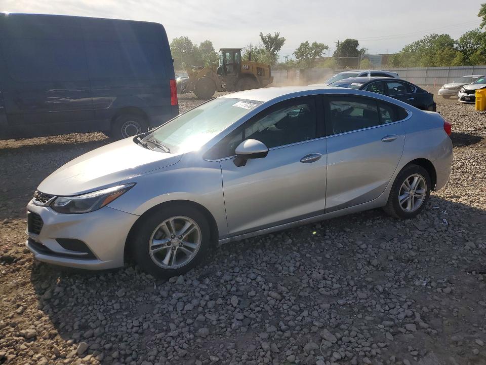 2017 CHEVROLET CRUZE — VIN 1G1BE5SMXH7213637