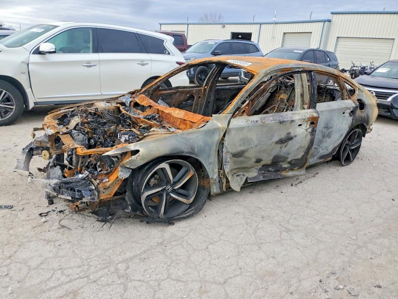 2021 HONDA ACCORD — VIN 1HGCV1F33MA039995