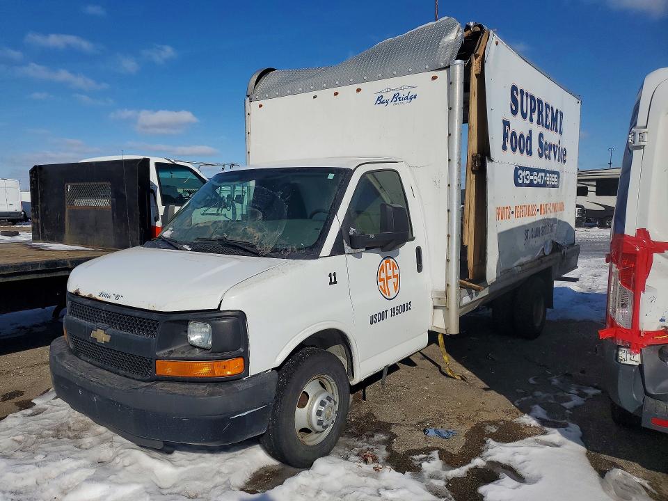 2015 CHEVROLET EXPRESS G3500 — VIN 1GB3G3CG2F1100823