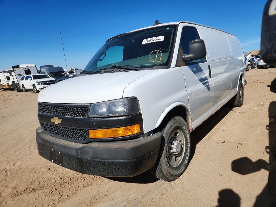 2018 CHEVROLET EXPRESS G2500 — VIN 1GCWGBFG7J1199629