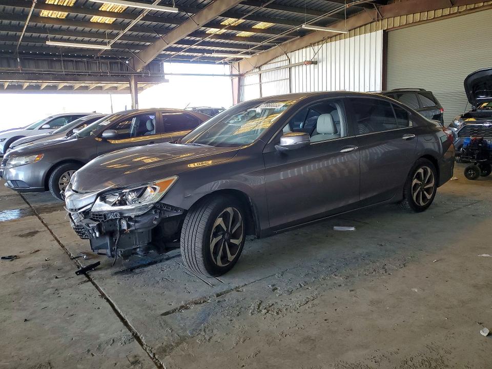2016 HONDA ACCORD — VIN 1HGCR2F80GA006883