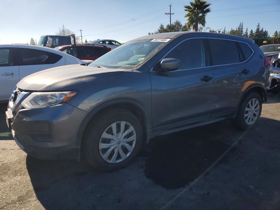 2017 NISSAN ROGUE — VIN JN8AT2MT8HW132805