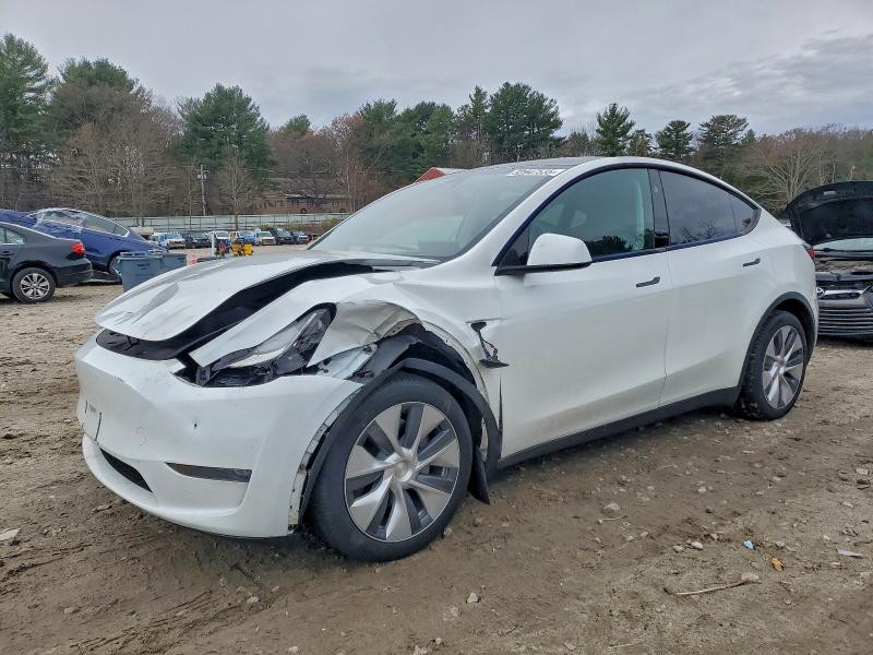 2023 TESLA MODEL Y — VIN 7SAYGDEE6PA134825