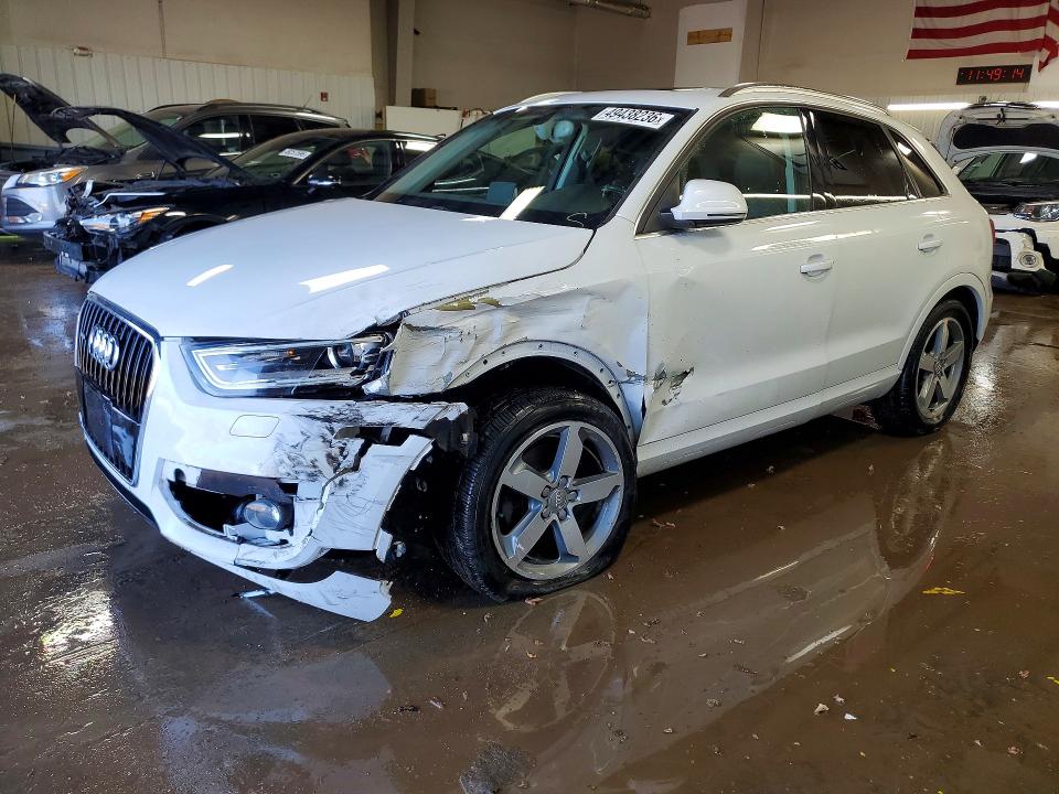 2015 AUDI Q3 — VIN WA1EFCFS0FR003042