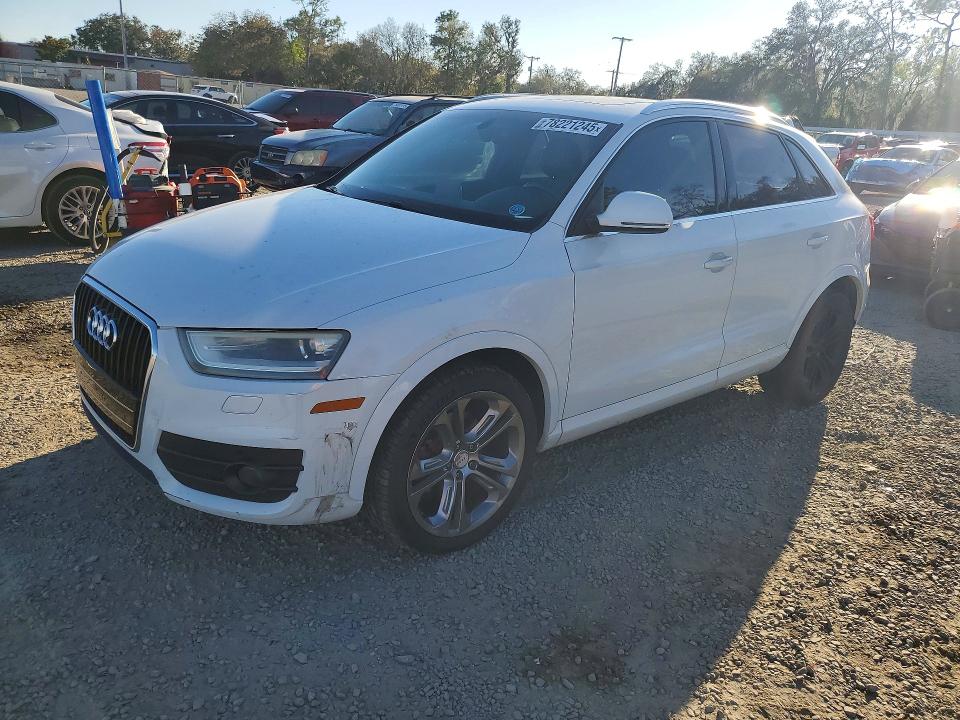 2015 AUDI Q3 — VIN WA1FFCFS7FR010686