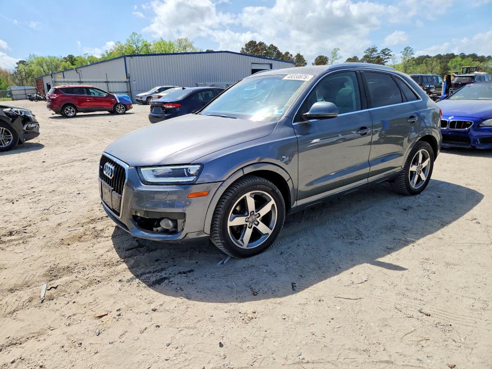 2015 AUDI Q3 — VIN WA1GFCFS8FR011513