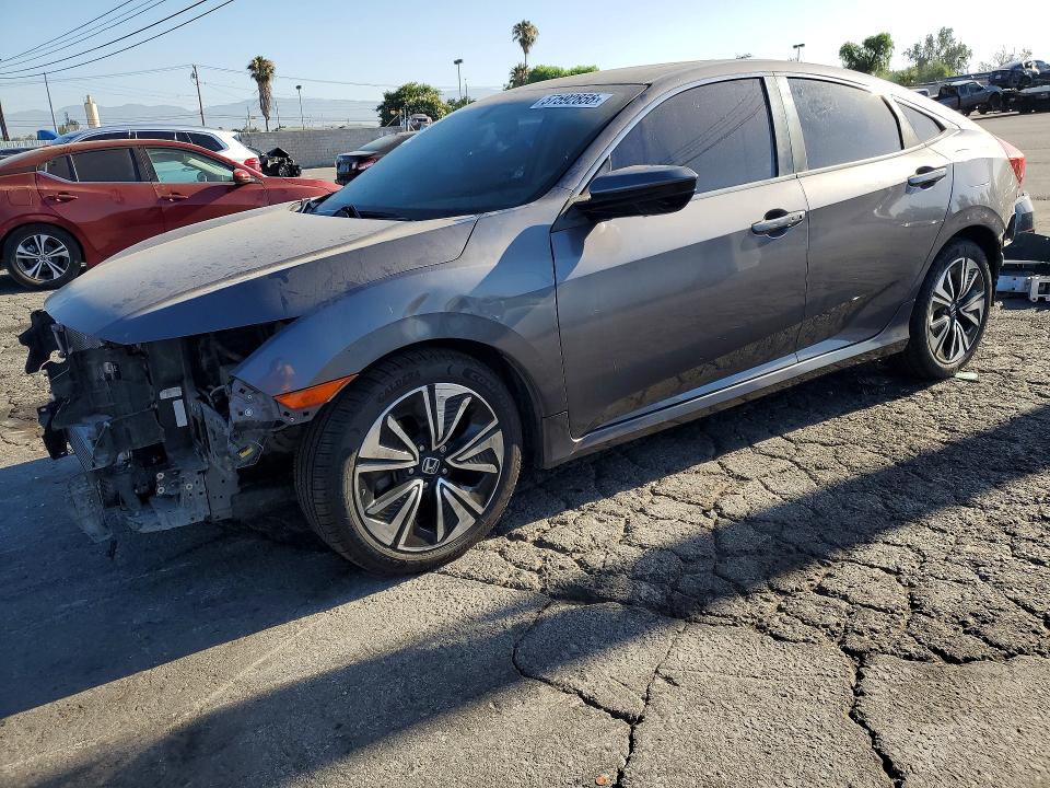 2016 HONDA CIVIC — VIN 2HGFC1F39GH649716