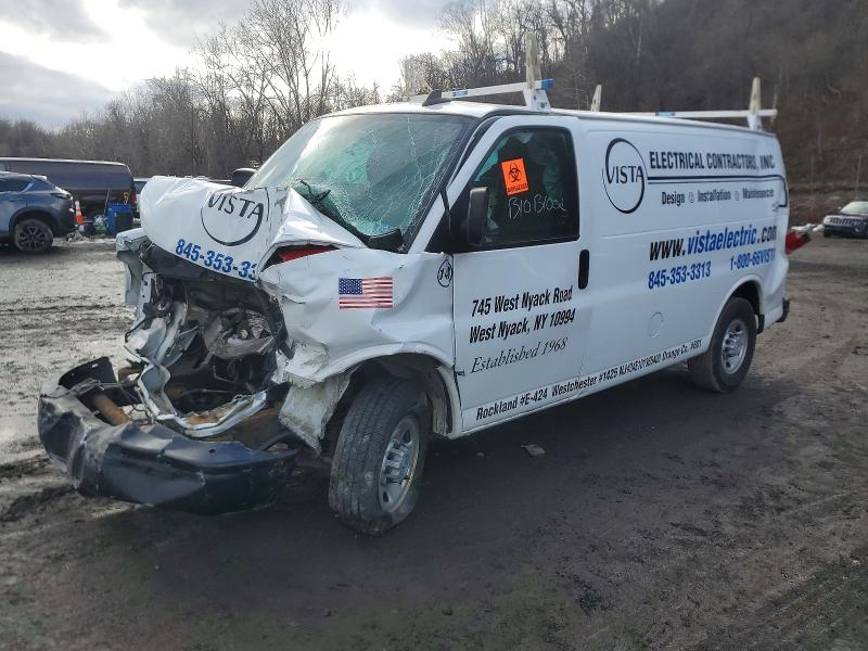 2018 CHEVROLET EXPRESS G2500 — VIN 1GCWGAFG4J1339890