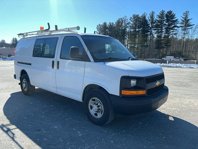 2017 CHEVROLET EXPRESS G2500 — VIN 1GCWGAFF5H1261184