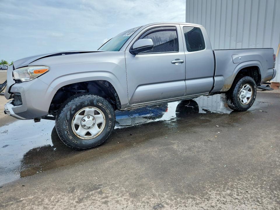 2017 TOYOTA TACOMA — VIN 5TFSX5EN7HX049740