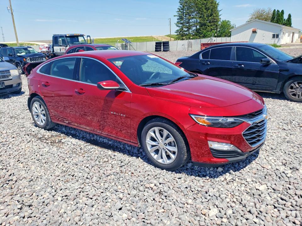 1G1ZD5ST8PF240428