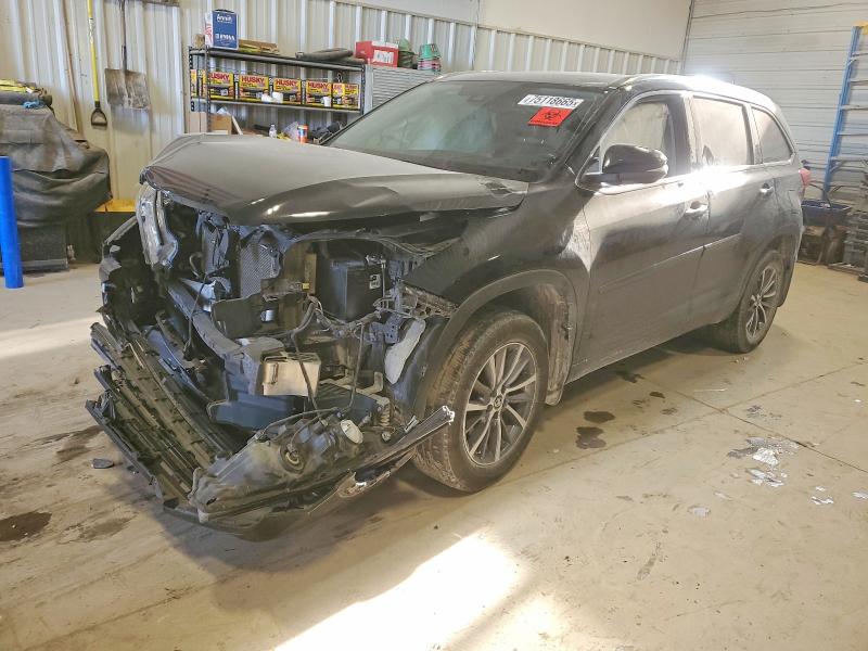 2019 TOYOTA HIGHLANDER — VIN 5TDJZRFH8KS585924