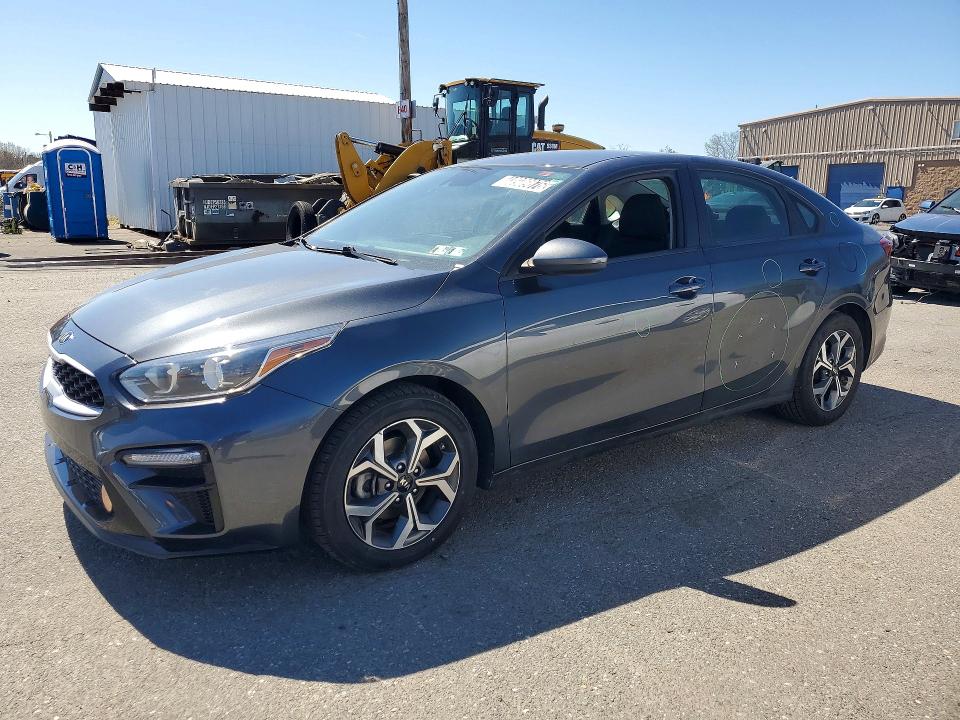 2021 KIA FORTE — VIN 3KPF24AD4ME372502