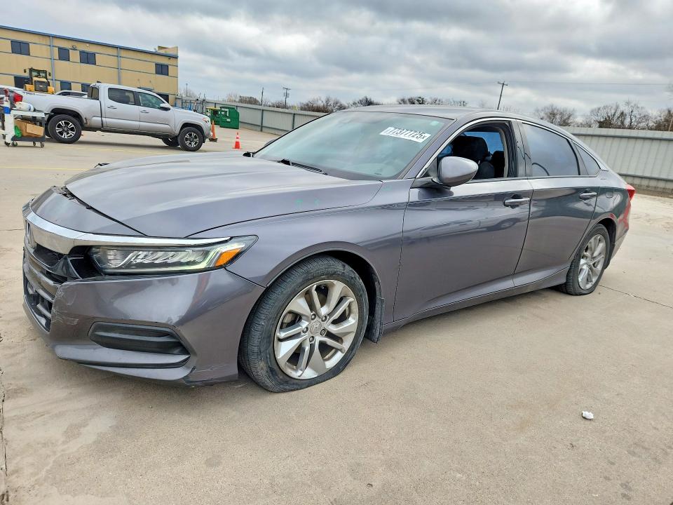 2018 HONDA ACCORD — VIN 1HGCV1F12JA057561