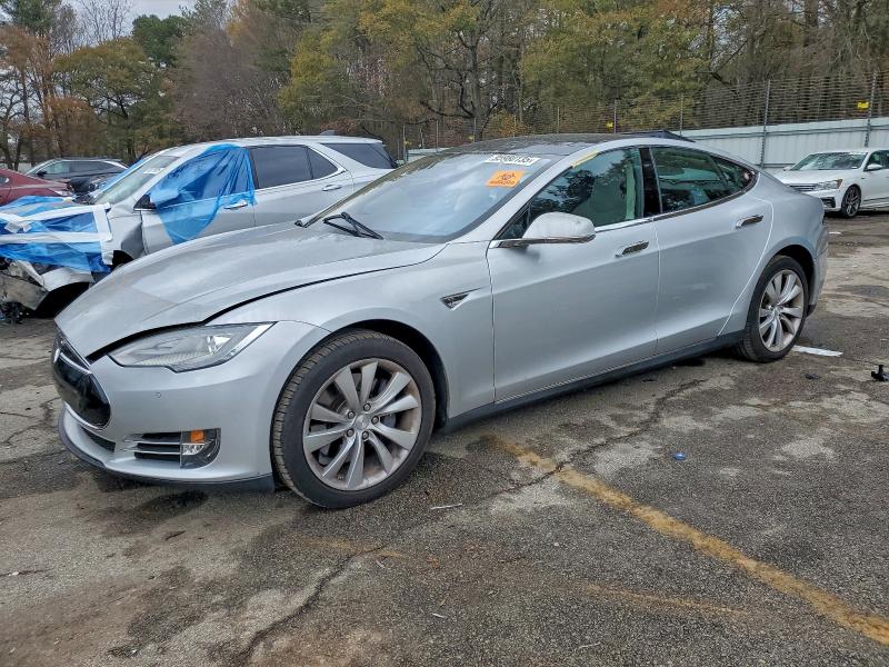 2014 TESLA MODEL S — VIN 5YJSA1H15EFP32349