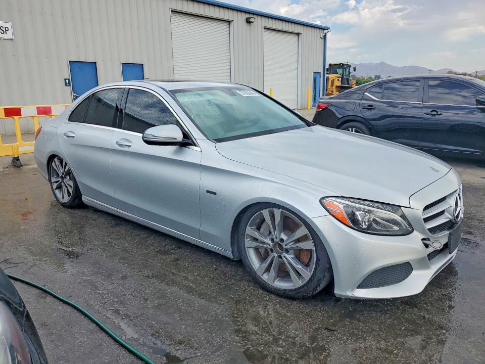 55SWF4HB6JU259275
