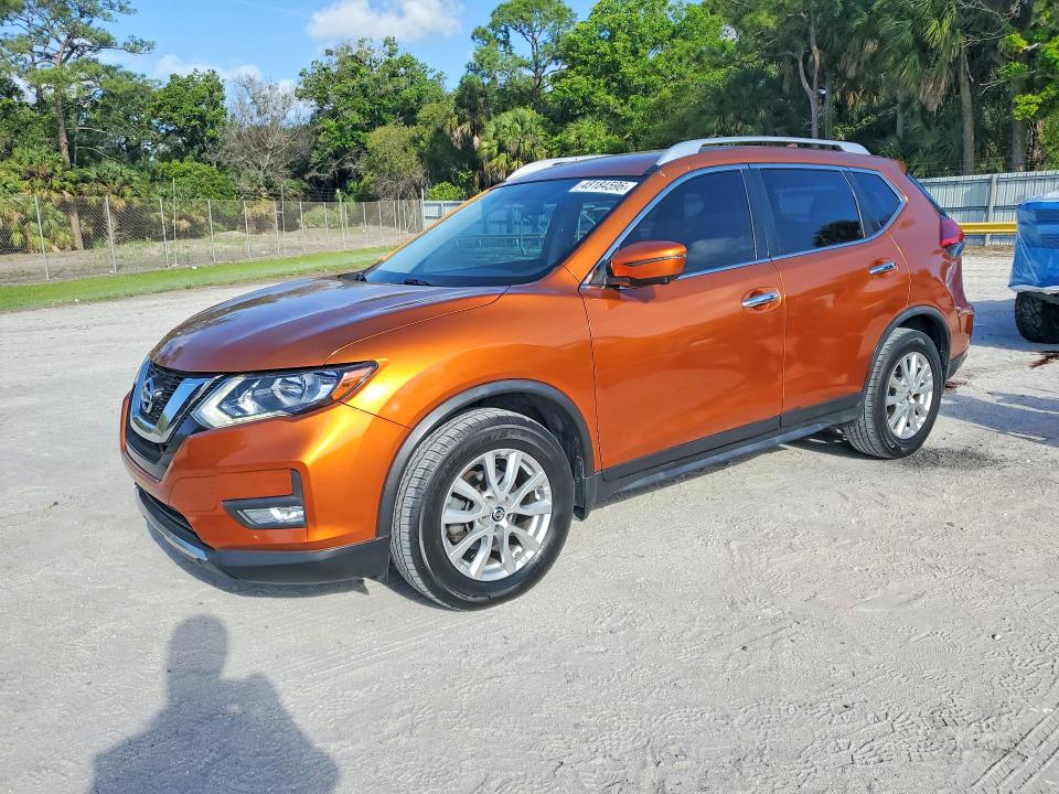 2017 NISSAN ROGUE — VIN JN8AT2MT6HW392118