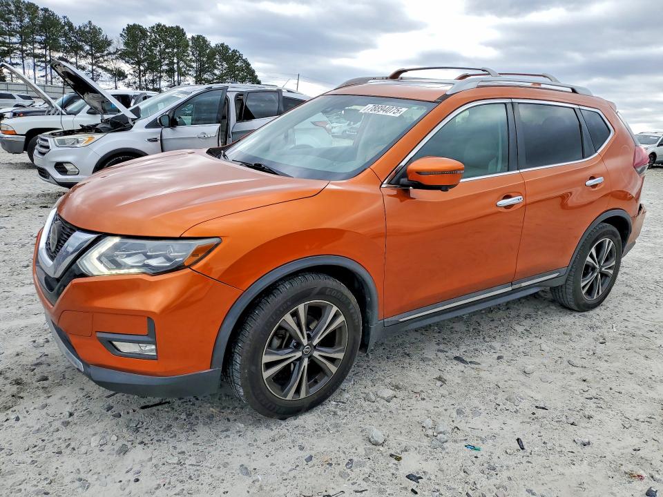 2018 NISSAN ROGUE — VIN 5N1AT2MT9JC708027