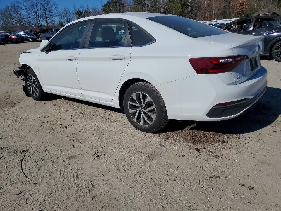 3VW5M7BU8RM100664