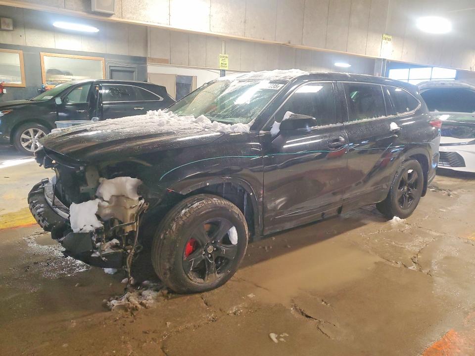 2021 TOYOTA HIGHLANDER — VIN 5TDBZRBH2MS152693