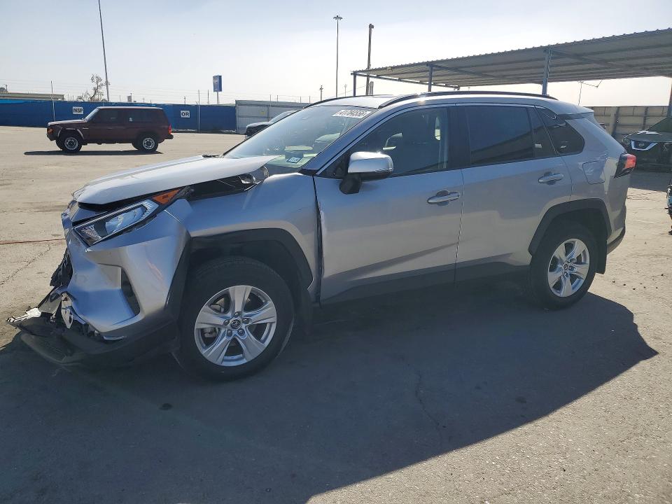 2019 TOYOTA RAV4 — VIN JTMW1RFVXKD030052