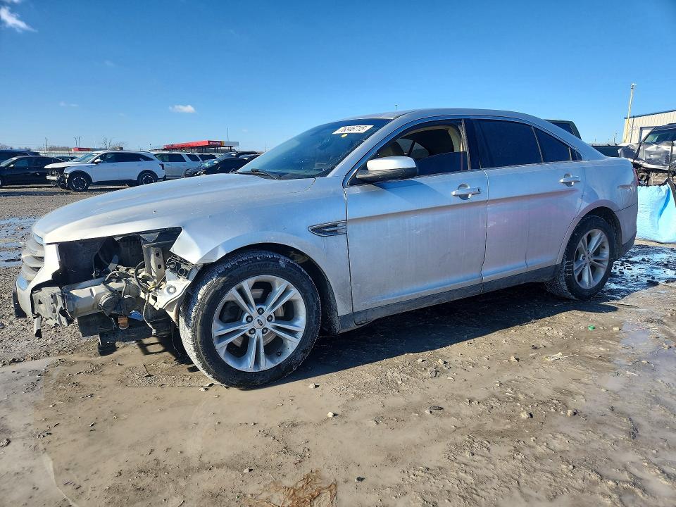 2015 FORD TAURUS — VIN 1FAHP2E80FG128897