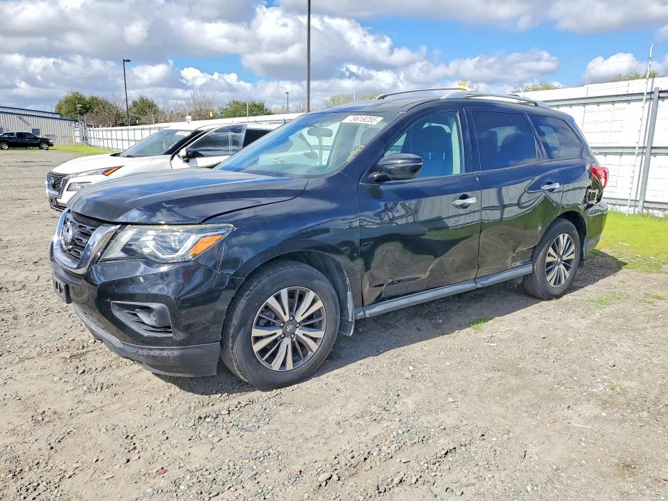 2017 NISSAN PATHFINDER — VIN 5N1DR2MN1HC913011