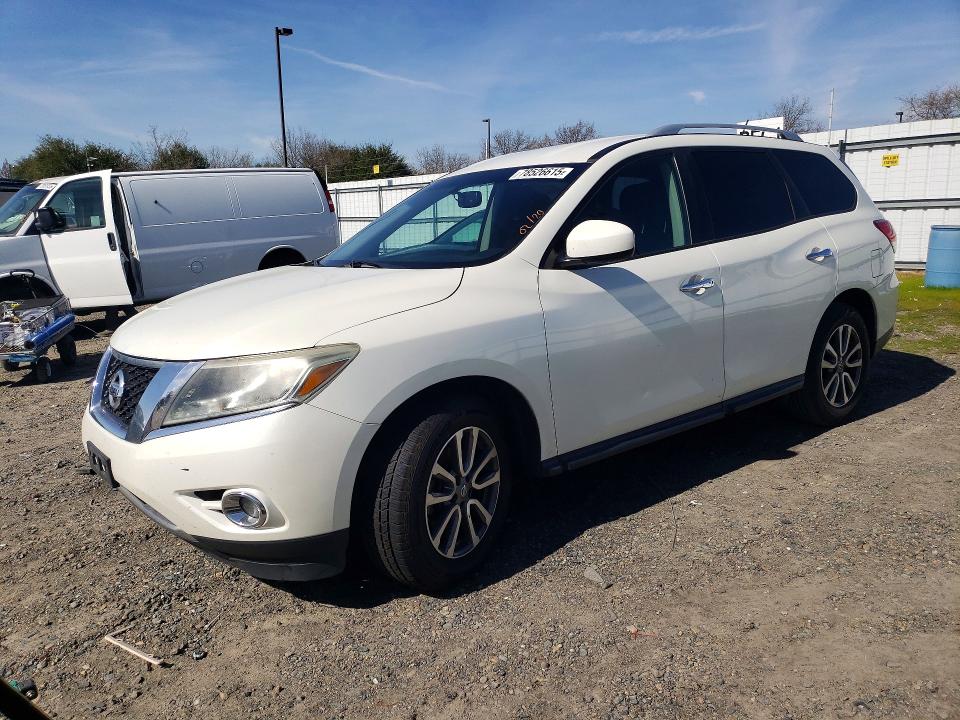 2015 NISSAN PATHFINDER — VIN 5N1AR2MN2FC701931