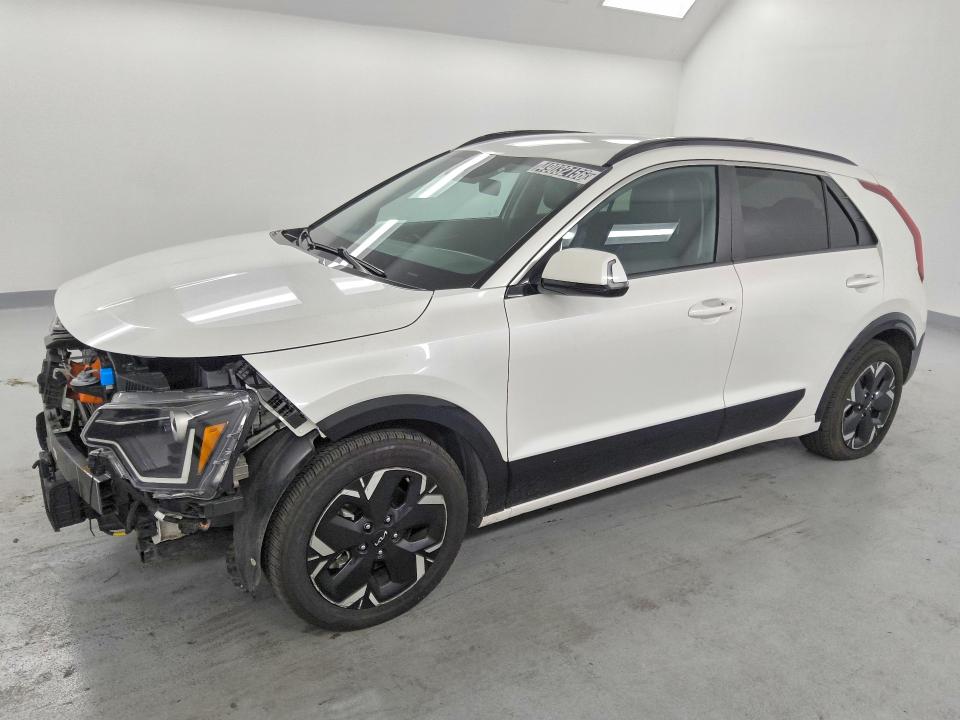 2023 KIA NIRO EV — VIN KNDCR3L1XP5026689