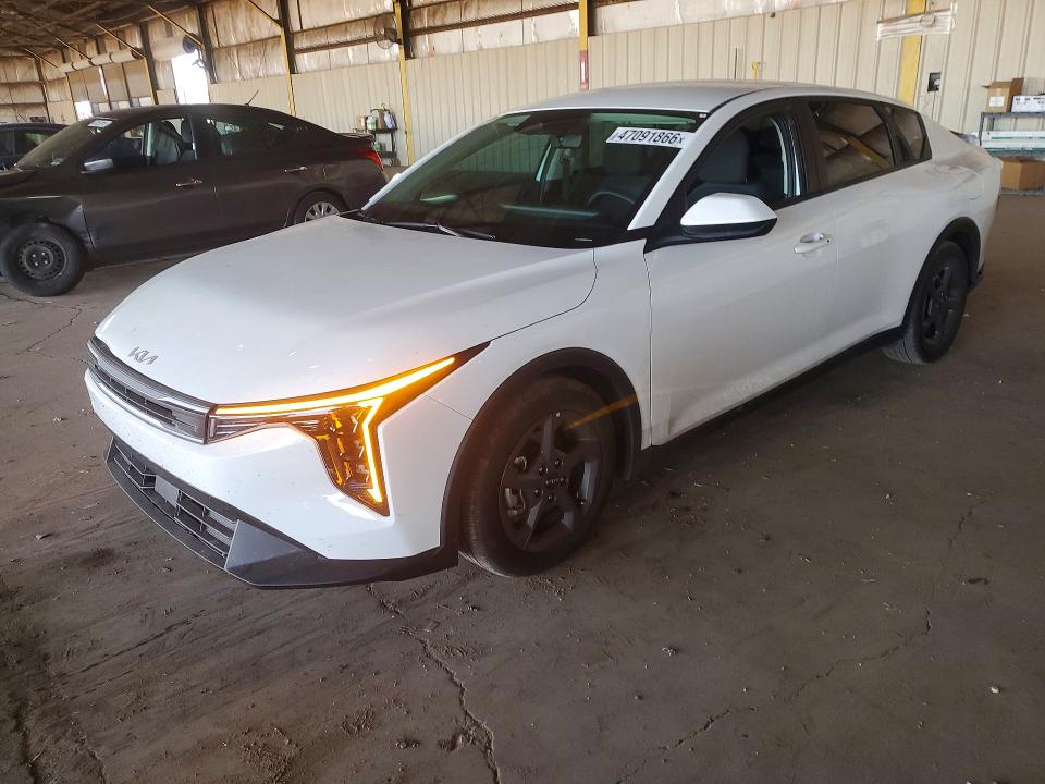 2025 KIA K4 — VIN 3KPFT4DE6SE089047