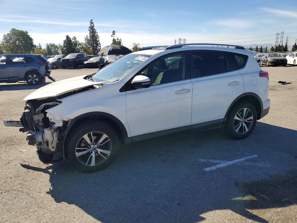 2016 TOYOTA RAV4 — VIN JTMWFREV6GJ083777