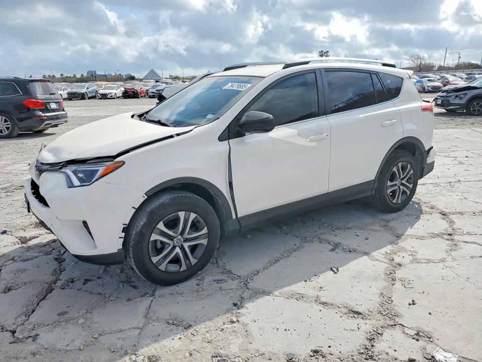2018 TOYOTA RAV4 — VIN JTMZFREV2JD121766