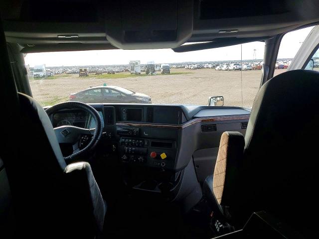 3HSDZAPR1JN101789