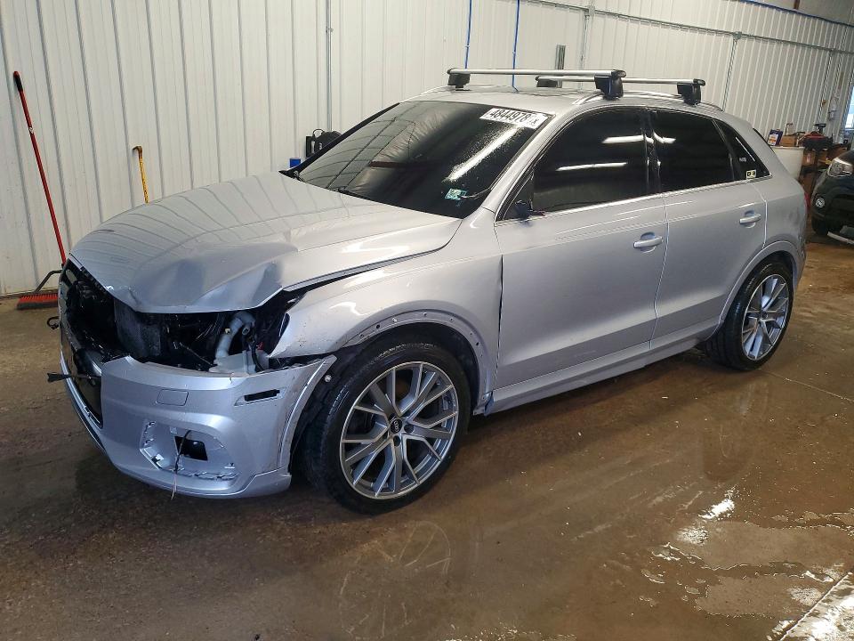 2016 AUDI Q3 — VIN WA1EFCFS5GR010909
