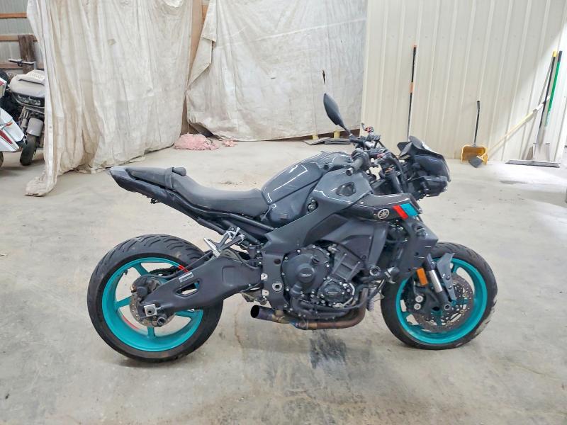 JYARN79E4PA001104