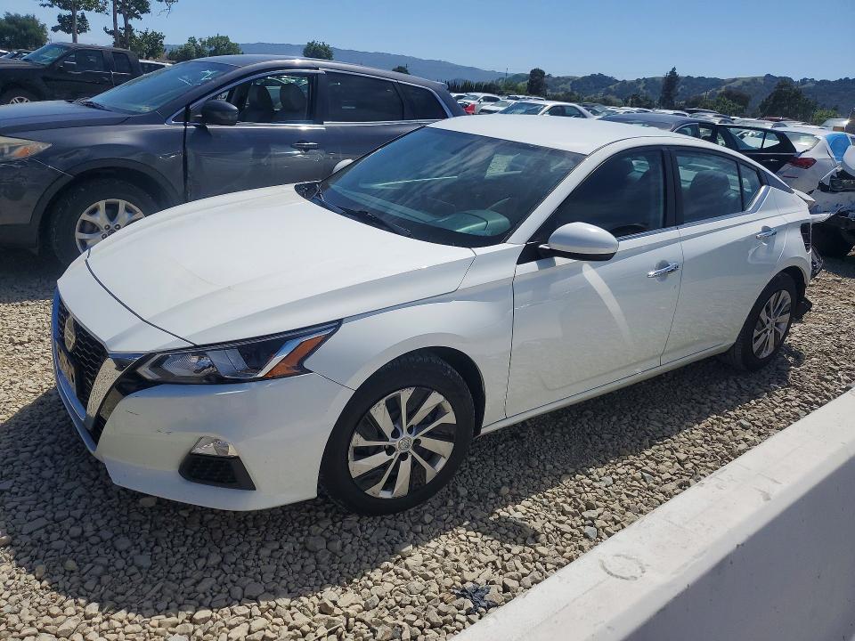 2020 NISSAN ALTIMA — VIN 1N4BL4BV3LC220029