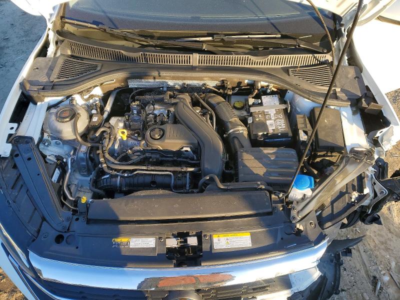 3VW5M7BU8RM100664
