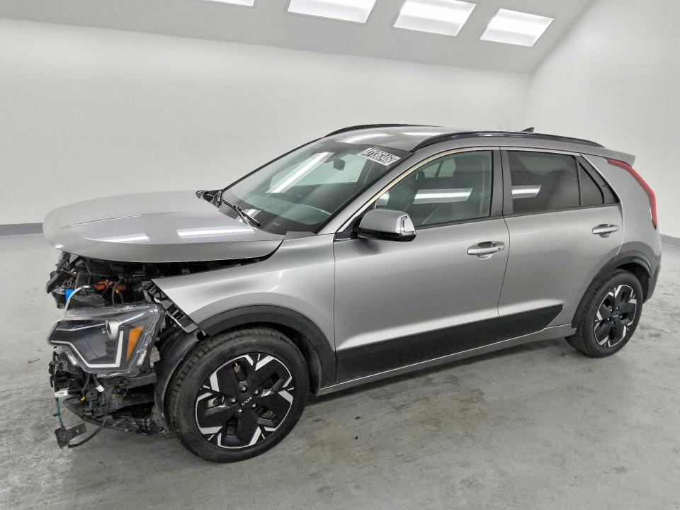 2023 KIA NIRO EV — VIN KNDCR3L15P5028222