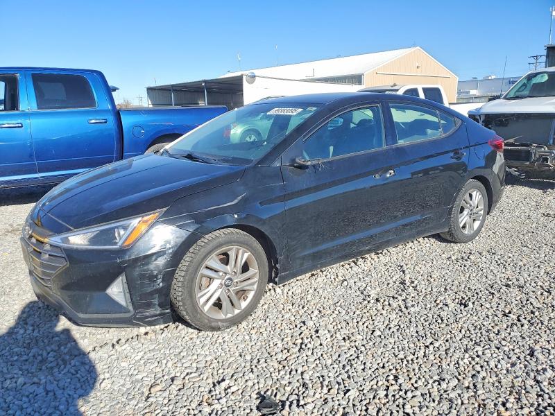 2019 HYUNDAI ELANTRA SE — VIN 5NPD84LF8KH427952