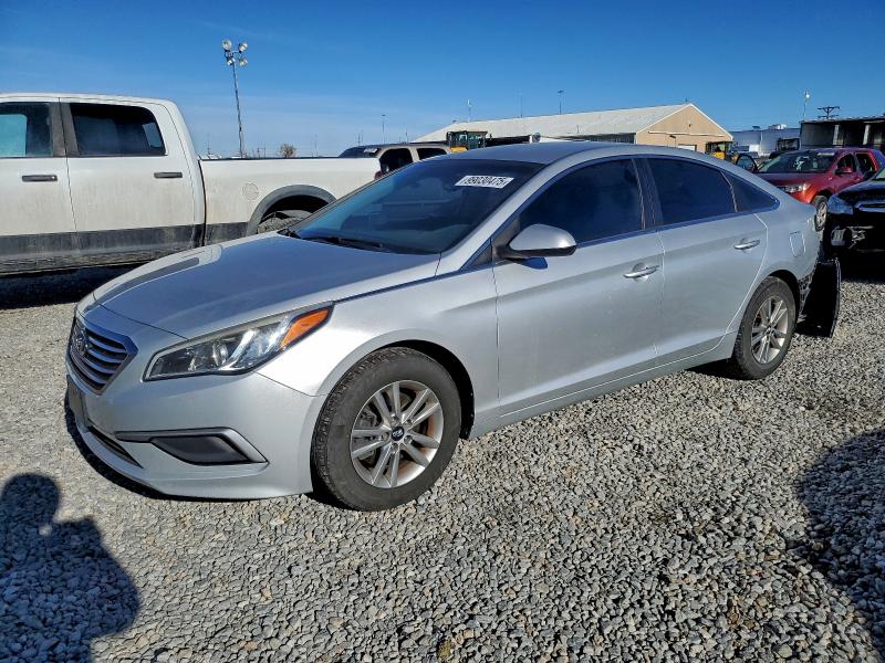 2017 HYUNDAI SONATA SE — VIN 5NPE24AFXHH565123
