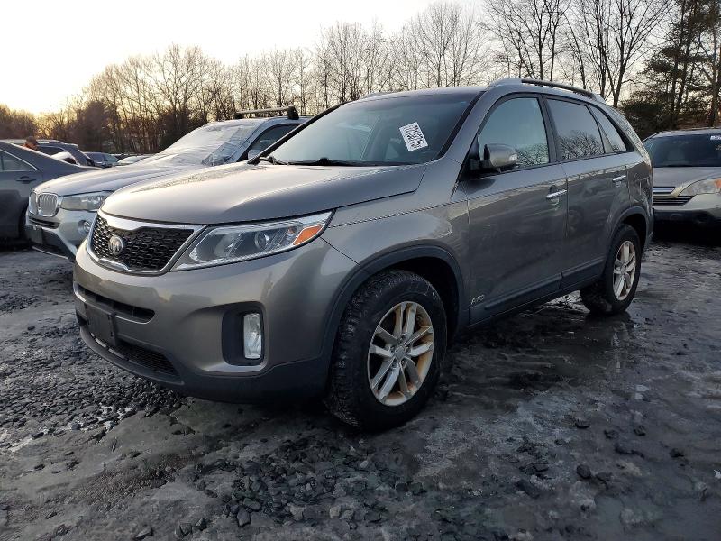 2014 KIA SORENTO LX — VIN 5XYKTDA65EG508637