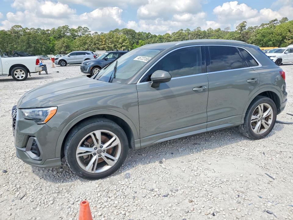 2020 AUDI Q3 — VIN WA1DECF33L1104920