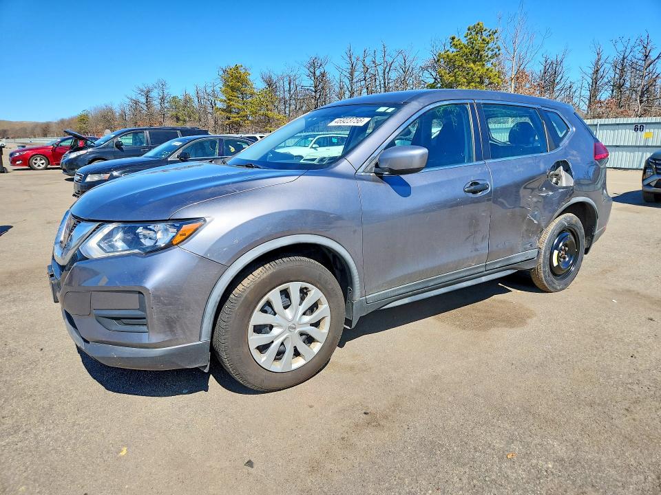 2017 NISSAN ROGUE — VIN KNMAT2MV2HP610305