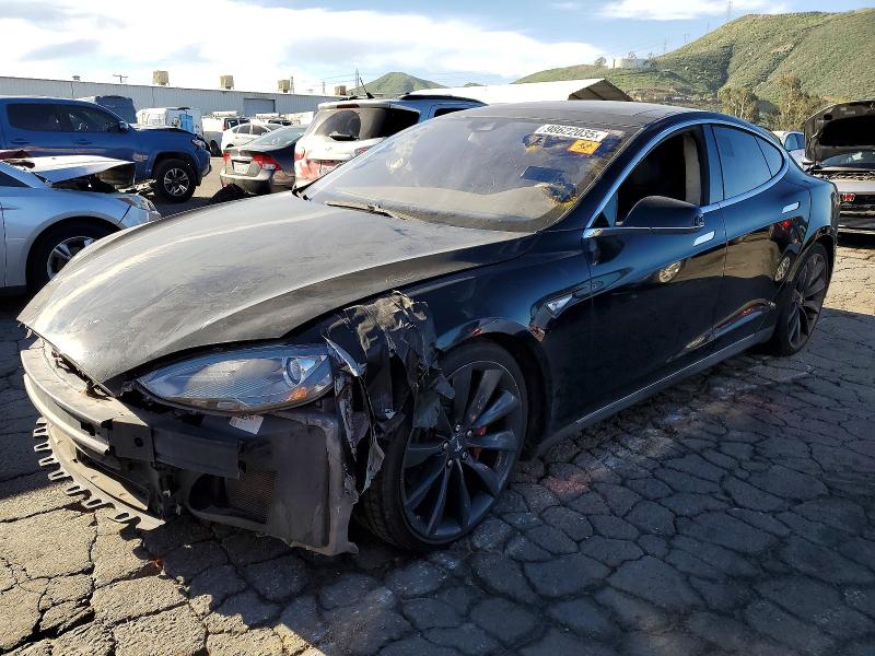 2014 TESLA MODEL S — VIN 5YJSA1H17EFP55681