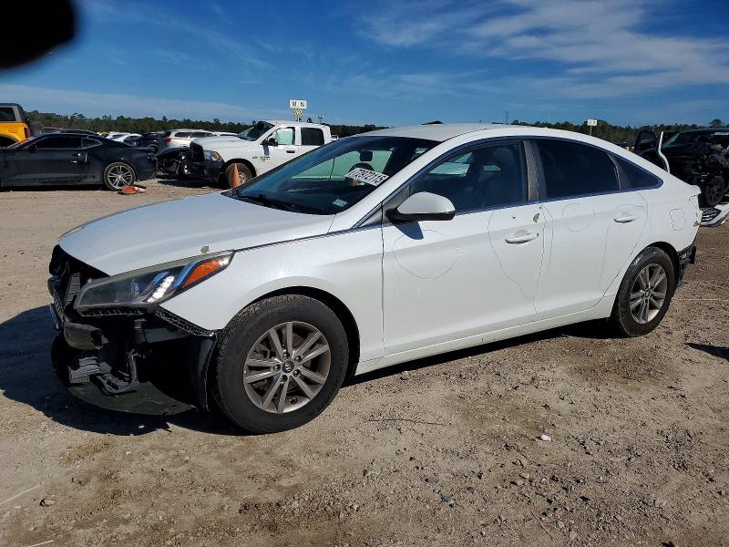 2017 HYUNDAI SONATA SE — VIN 5NPE24AF3HH462349