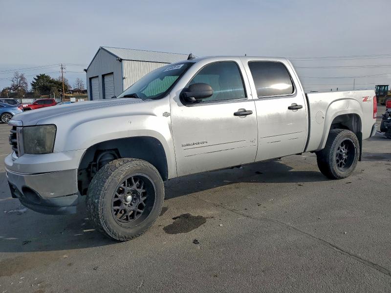 2010 GMC SIERRA K15 — VIN 3GTRKVE30AG109282