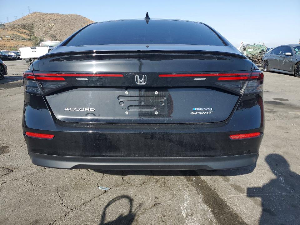 1HGCY2F50SA050111