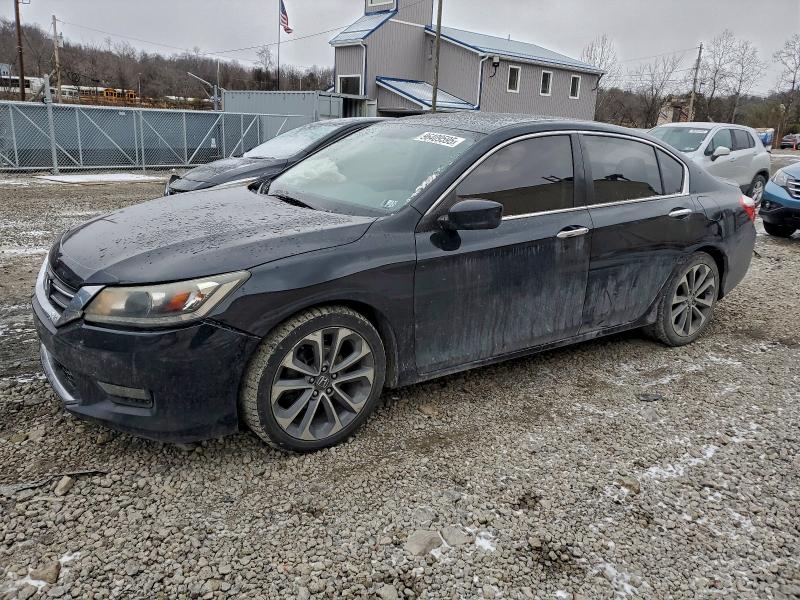 2015 HONDA ACCORD — VIN 1HGCR2F58FA212943