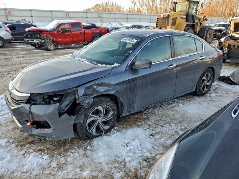 2017 HONDA ACCORD — VIN 1HGCR2F3XHA112621