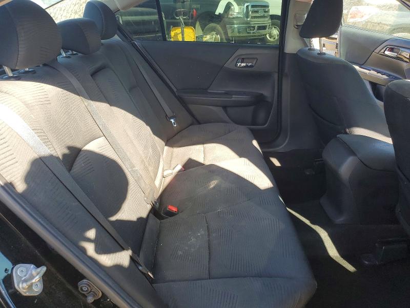 1HGCR2F33GA186655